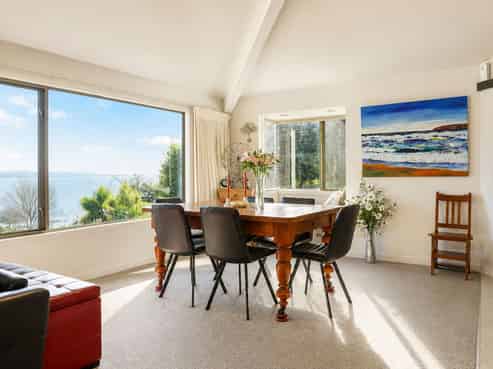 8 Naera Place, Kawaha Point