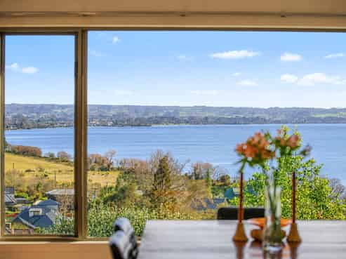 8 Naera Place, Kawaha Point