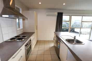25 Havana Gardens, Shirley