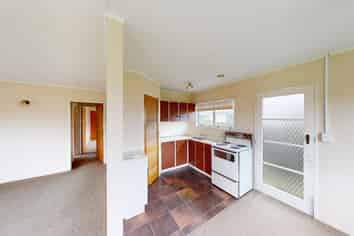 5 Avon Place, Springvale