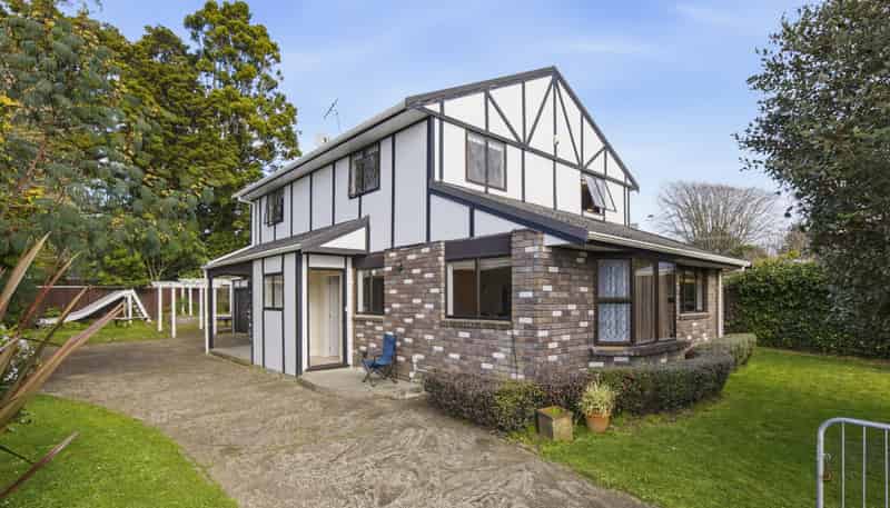 2 Eden Street, Levin