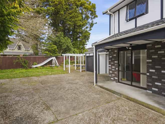 2 Eden Street, Levin