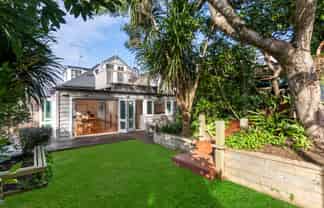 19 St Aubyn Street, Devonport