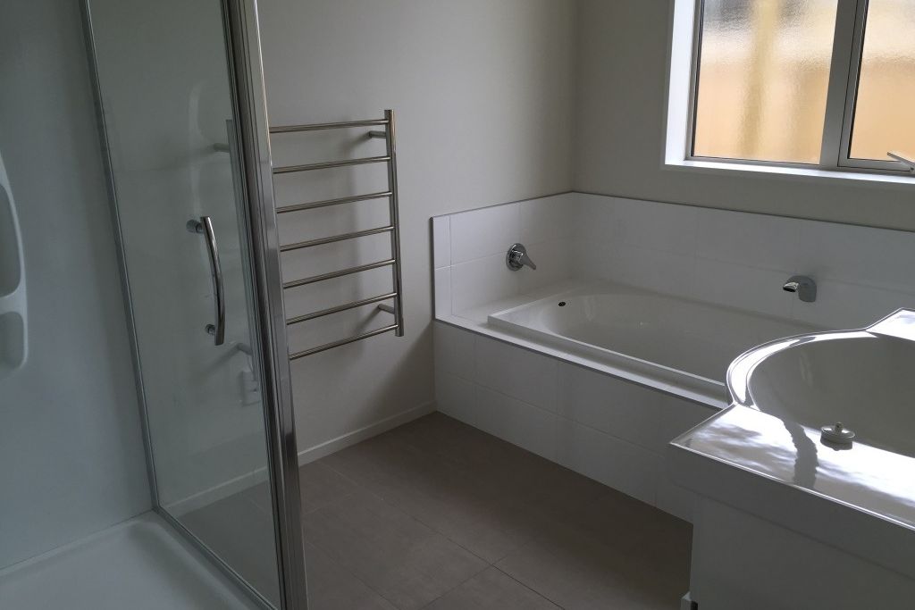 Halswell Four Bedrooms Two Bathrooms - Altro