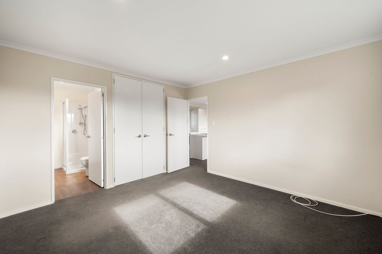 4 BEDROOM MODERN, LOW-MAINTENANCE LIVING – pohled 6