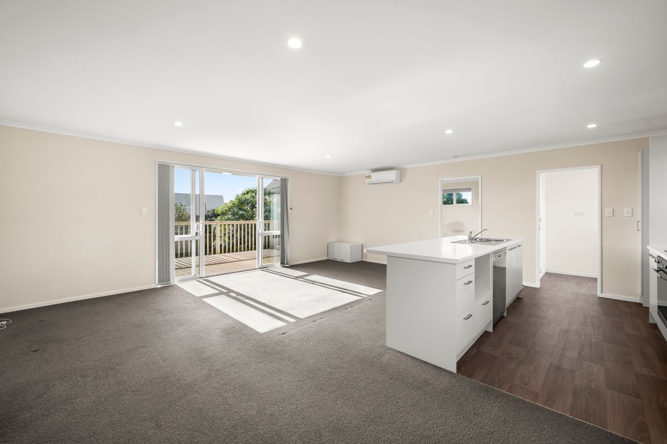 4 BEDROOM MODERN, LOW-MAINTENANCE LIVING – pohled 5