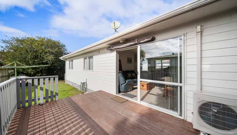65A Cobham Crescent, Kelston