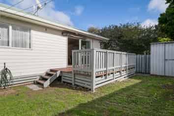 65A Cobham Crescent, Kelston