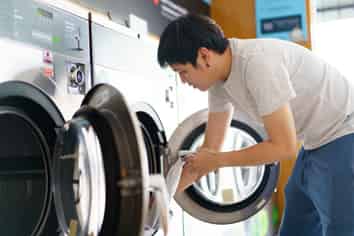 24/7 Self-Service Laundromat, Hamilton, Minimal Owner Involvement - (CML 11584)