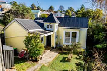 35 Carson Street, Mornington