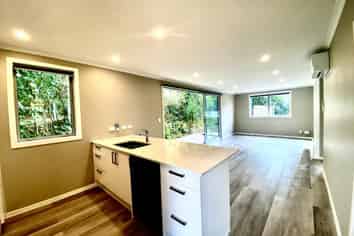 15a Maori Hut Road, Red Beach