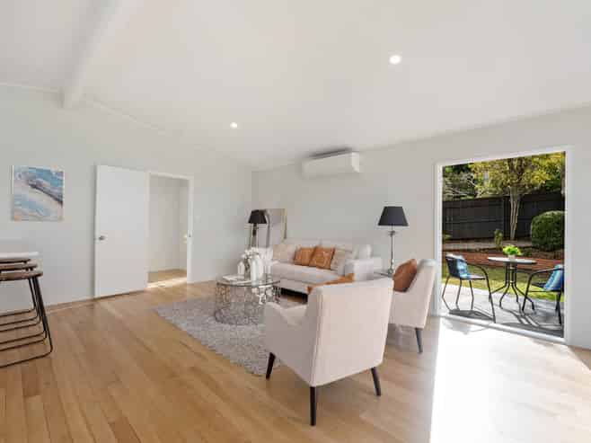 35 Martin Crescent, Northcote