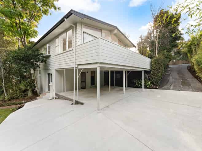 35 Martin Crescent, Northcote