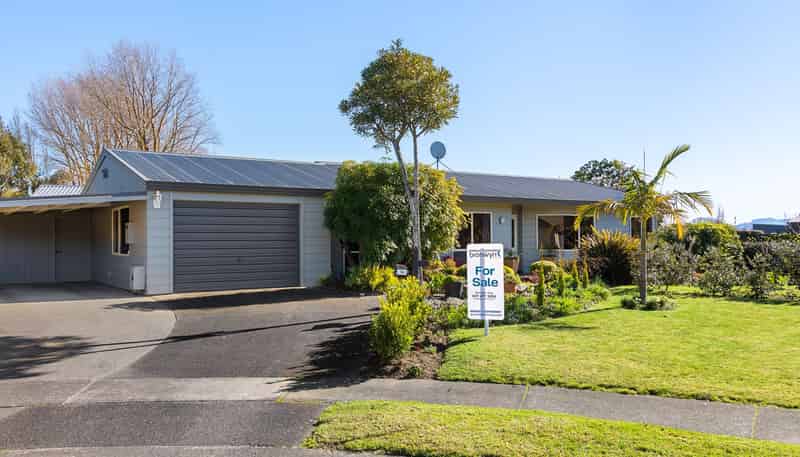 14 Ruth Street, Riverdale
