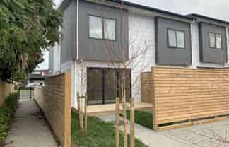 C/468 Roscommon Road, Clendon Park