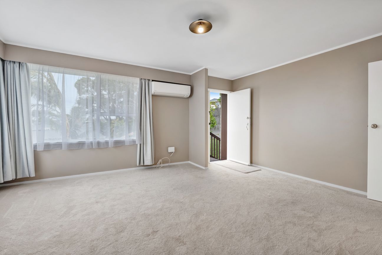 Solid Brick 2 bed I Modernised & Move-In Ready! - Altro