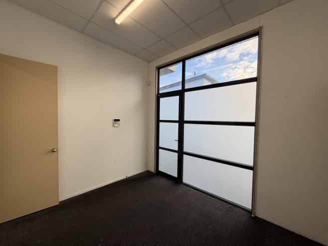 Affordable industrial unit - Laidlaw Way