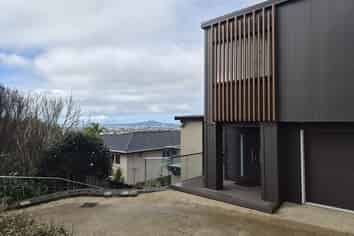 11A High Road, Glenfield