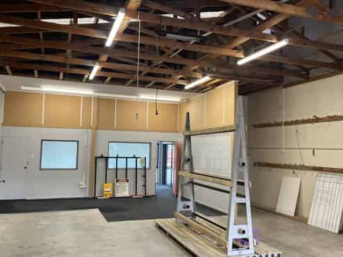 Warehouse, office and profile – complete package