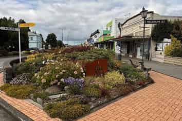 Paper Plus Winton: Local, Essential Services
