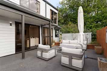 21 Clarkin Road, Fairfield