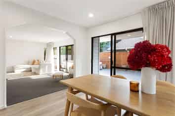 21 Clarkin Road, Fairfield