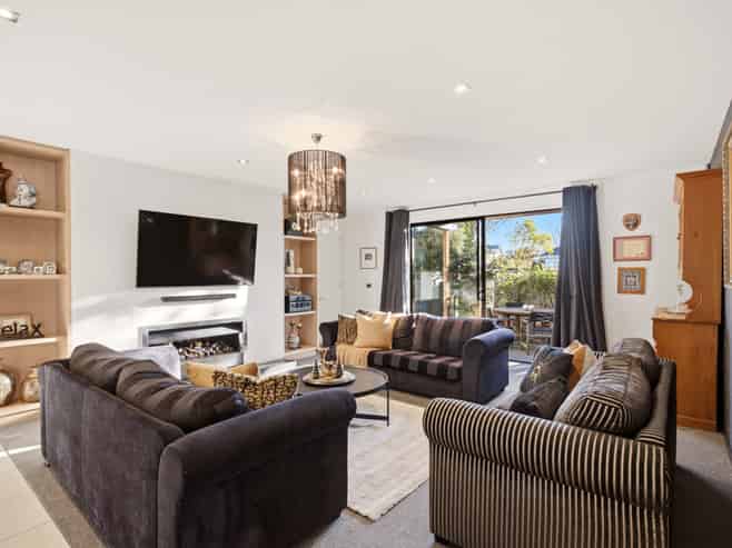 9 Glen Oaks Drive, Northwood