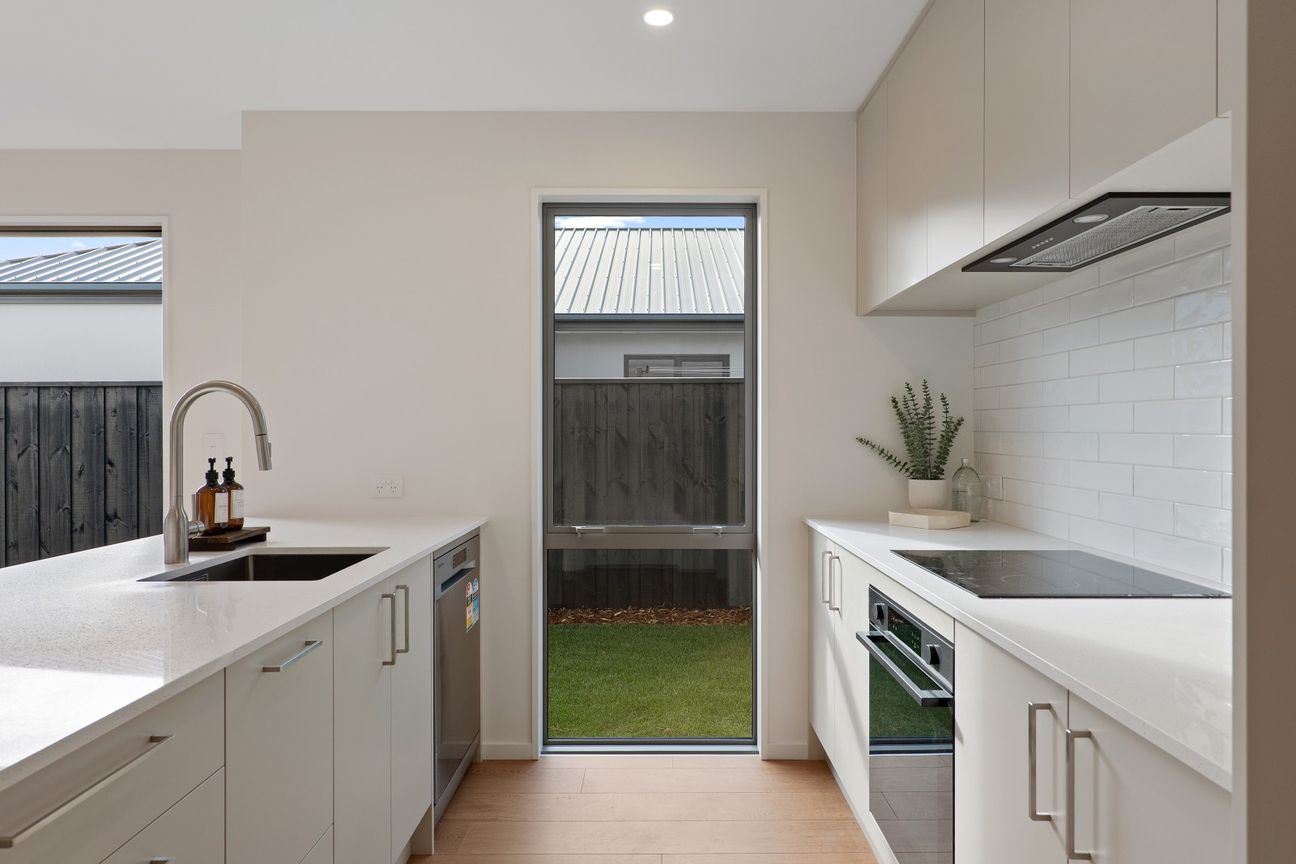 Come to Country Estates - Altro
