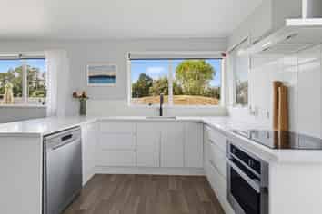 19 Mareretu Ave, Patumahoe
