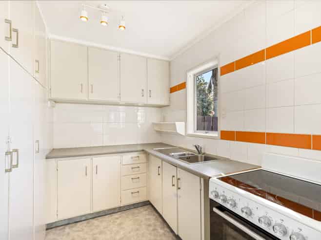 4/109A Te Atatu Road, Te Atatu South