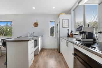 15/3 Riverside Road, Orewa