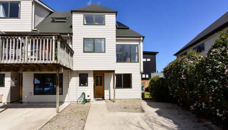 5A Snead Place, Hamilton East