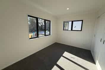 354B Roscommon Road, Clendon Park
