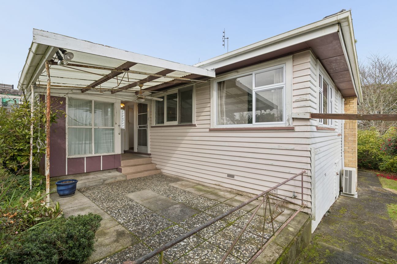 1950's Do-Up with Plenty of Potential - Aanzicht 4