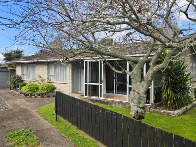 13 Cowen Place, Chartwell