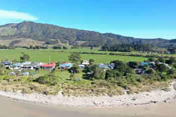 1184 Collingwood-Puponga Main Road, Collingwood