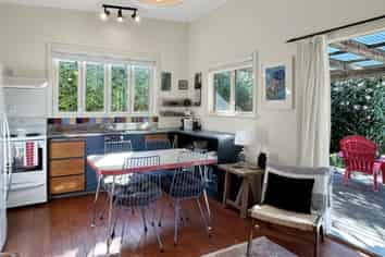 1184 Collingwood-Puponga Main Road, Collingwood