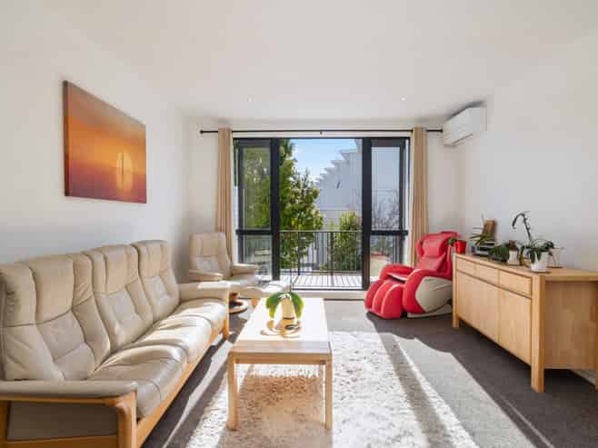 50/17 Lyon Avenue, Mount Albert