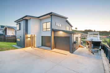 11 Kotuitui Drive, Wainui