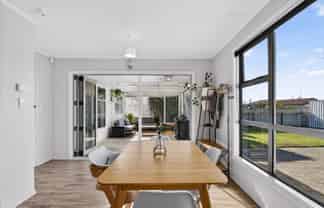 313 Westminster Avenue, Tamatea