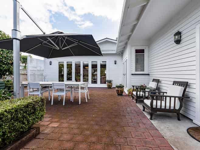 15 Glen Almond Street, New Plymouth