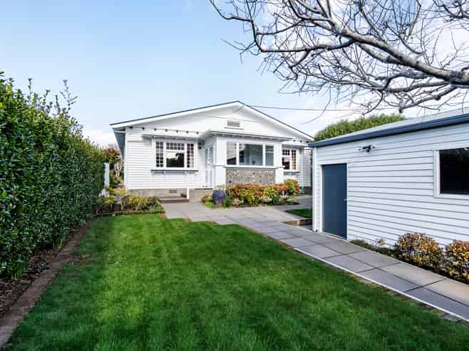 15 Glen Almond Street, New Plymouth