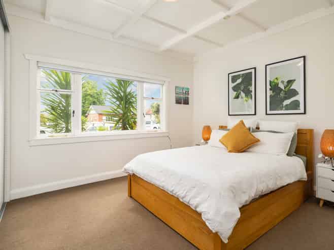 6 Phyllis Street, Mount Albert