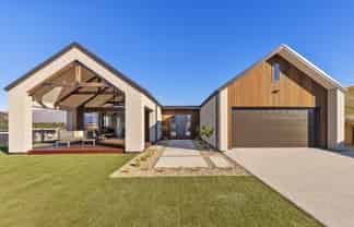 7 Carrickmore Crescent, Wanaka