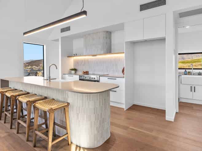 7 Carrickmore Crescent, Wanaka