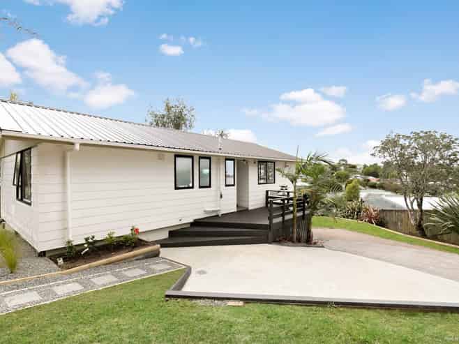 9 Elizabeth Drive, West Harbour