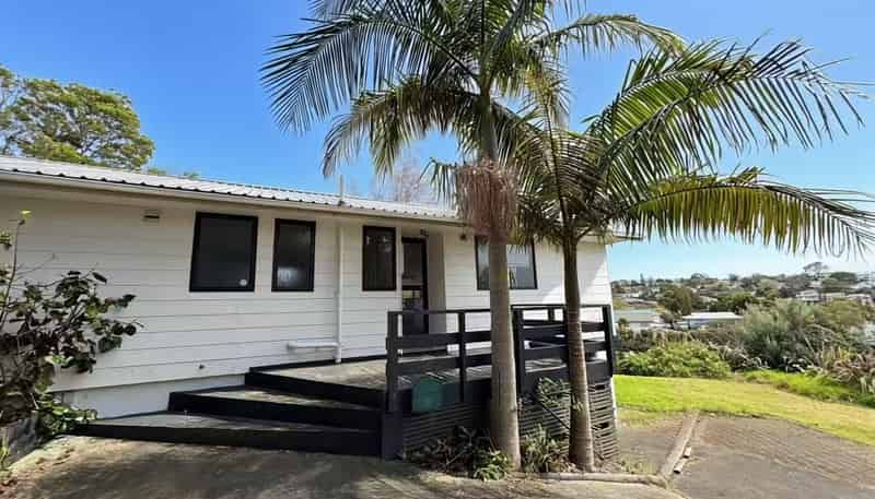 9 Elizabeth Drive, West Harbour