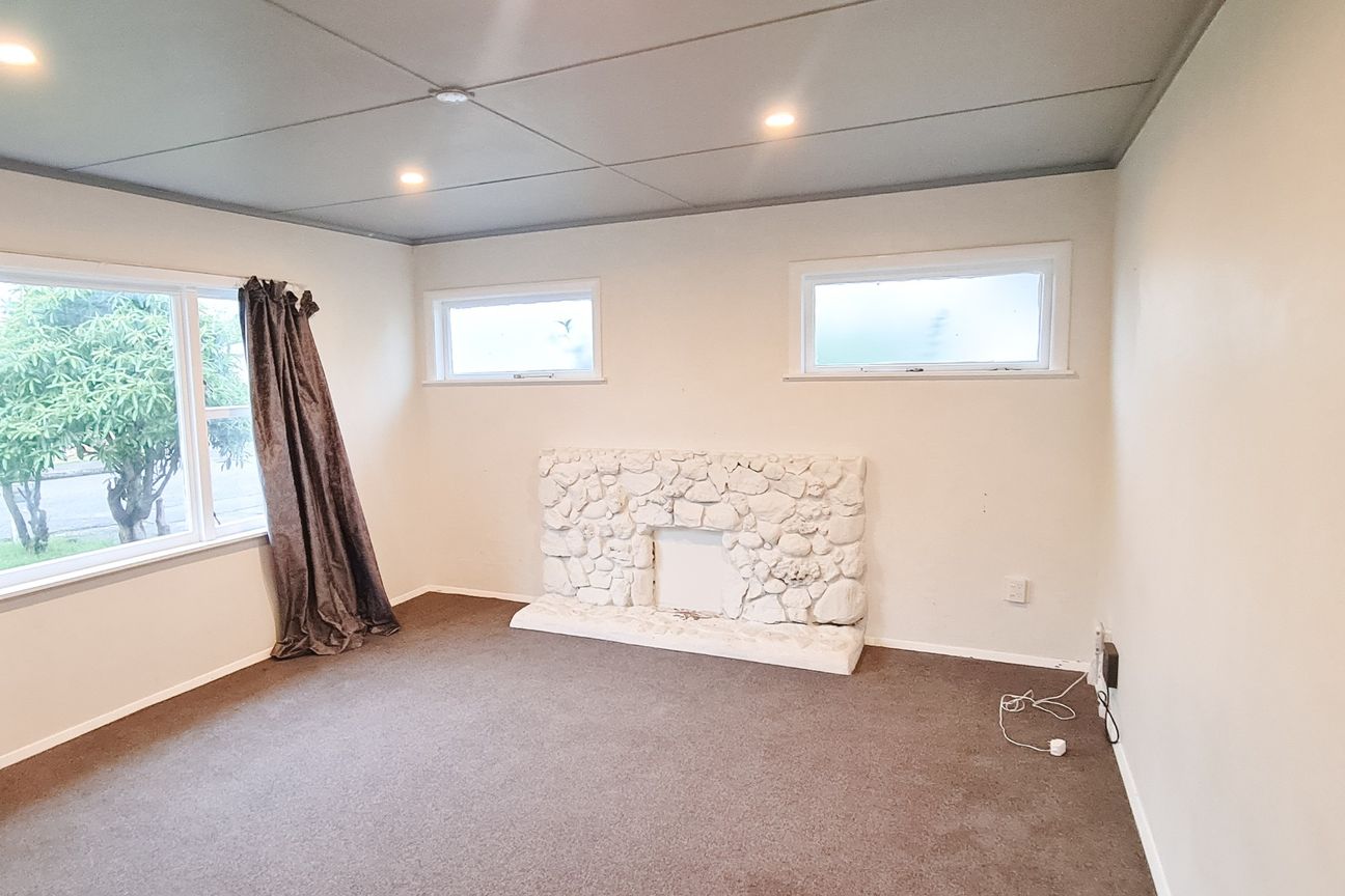 2 Kim Street, Wainuiomata - Bild 2
