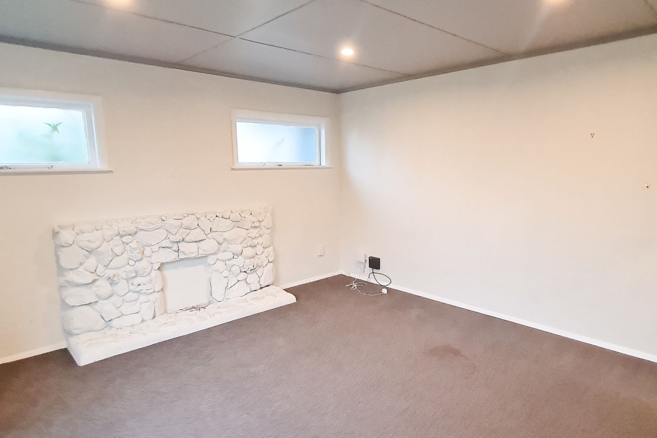 2 Kim Street, Wainuiomata - Bild 3