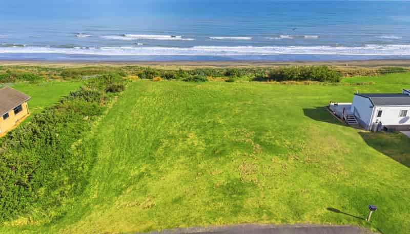 47 Longbeach Drive, Castlecliff